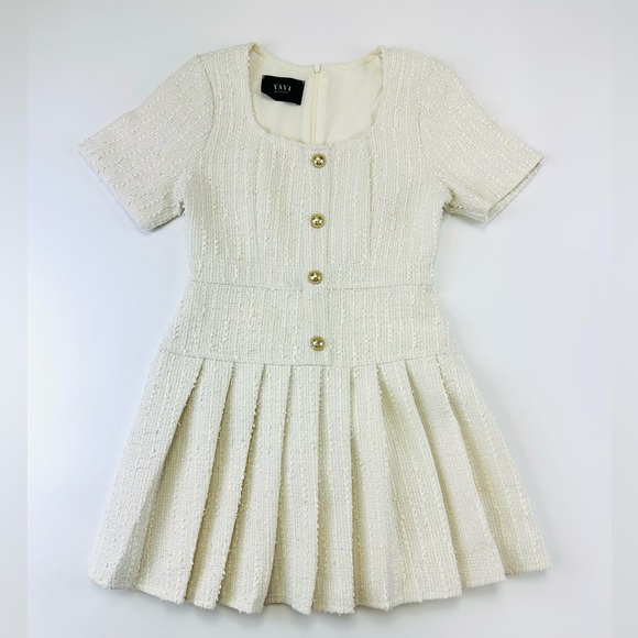 Yayi Boutique Dresses & Skirts - Yayi Boutique cream Boucle mini dress Small pleated peplum  Old Money